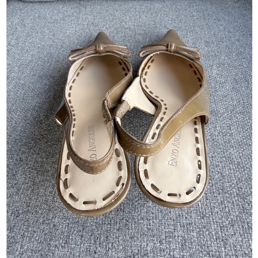 Enzo Angiolini Eakeller Slingback Pumps Womens 8.5M Tan Patent Leather Excellent - Picture 9 of 11